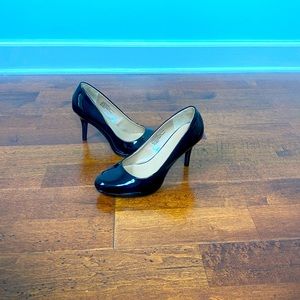 Black pumps by Merona